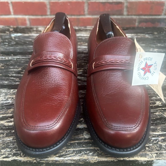 NWT Vintage Leather Classics Brown Leather Slip On Loafers Sz 8.5 D USA Made G7 main image 6